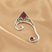 Retro Hollow Red Gem Outline Hanging Ear Clip Wholesale Nihaojewelry main image 3