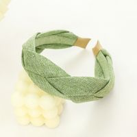 Summer New Elegant Wide-brimmed Women's Hair Band European And American Simple Solid Color Fabric Craft Cross Braid Headband R225 sku image 4