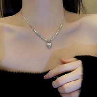Simple Fashion Solid Color Heart Titanium Steel Necklace main image 3