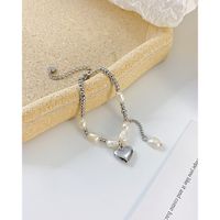 New Retro Niche Peach Heart Stitching Freshwater Pearl Stainless Steel Bracelet Wholesale main image 3