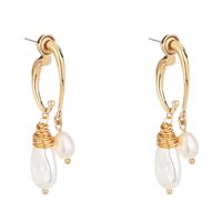 Fashion Geometric Retro Earrings Metal Baroque Pearl Earrings main image 6