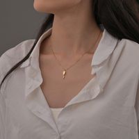 Creative Trend Arrow Sweater Luxury Golden Collarbone Chain Titanium Steel Necklace main image 4