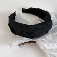 Fashion Solid Color Twist Headband Fashionable Retro Wide-brimmed Hairpin sku image 1