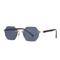 Classic Sunglasses European American Square Sunglasses Female main image 1