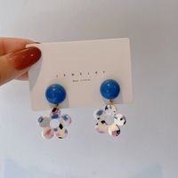 Korean Retro Painted Flower Earrings Fashion Resin Earrings Wholesale sku image 1