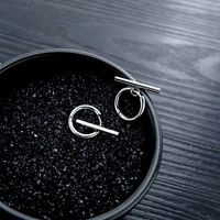 Vente En Gros Boucles D&#39;oreilles Géométriques Pour Hommes En Acier Au Titane Bijoux Pour Hommes À La Mode main image 4