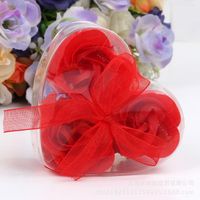 3 Heart-shaped Roses Soap Flower Gift Box Valentine's Day Creative Small Gift sku image 1