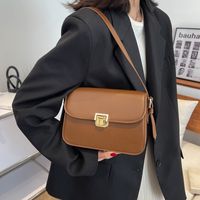 Niche Underarm Bag Women's Autumn And Winter Solid Color Metal Buckle Small Square Bag main image 3