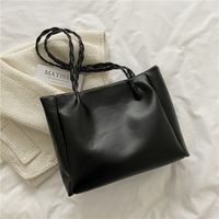 2022 New Retro Solid Color Shoulder Tote Bag sku image 1