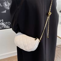 Fashion New Trendy One-shoulder Bag Lingge Embroidery Thread Messenger Dumpling Bag sku image 1