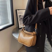 New Trendy Autumn And Winter Solid Color Hand-held Messenger Bag sku image 2