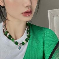 Irregular Green Crystal Beaded Clavicle Necklace Emerald Stud Earrings sku image 2