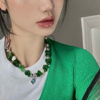 Irregular Green Crystal Beaded Clavicle Necklace Emerald Stud Earrings sku image 1