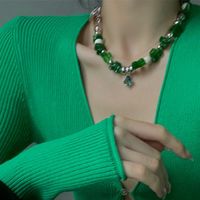 Irregular Green Crystal Beaded Clavicle Necklace Emerald Stud Earrings main image 3