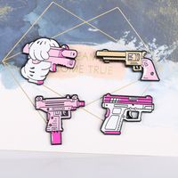 Creative Cartoon Pink Pistol Brooch Girl Cute Japanese Cute Metal Gun Badge main image 1