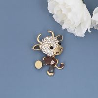 Cartoon Cow Brooch Cute Animal Metal Drip Oil Pin Coat Accessories Collar Pin main image 4