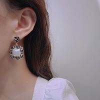 Korean New Flower Geometric Earrings Fashion Niche Light Luxury Earrings main image 3