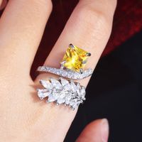 Fashion Inlaid Zircon Leaf Yellow Diamond Ring Ice Flower Copper Ring main image 4