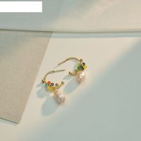 Boucles D&#39;oreilles En Perles De Fleurs Plaquées Or 14 Carats À La Mode Boucles D&#39;oreilles Simples Et Élégantes En Acier Inoxydable main image 3