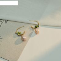 Boucles D&#39;oreilles En Perles De Fleurs Plaquées Or 14 Carats À La Mode Boucles D&#39;oreilles Simples Et Élégantes En Acier Inoxydable main image 5