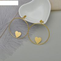 Mode Elegante Herzförmige Ohrringe Einfache Herz Titan Stahl Ohrringe main image 1