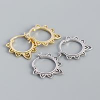 Retro S925 Silver Hollow Pattern Geometric Earrings Wholesale main image 3