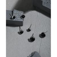 Fashion Geometric Round Micro-inlaid Black Agate S925 Sterling Silver Earrings main image 3