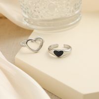 Punk Style Retro Couple Hollow Black Dripping Oil Heart Ring 2-piece Set main image 5