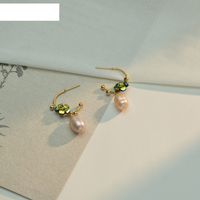 Boucles D&#39;oreilles En Perles De Fleurs Plaquées Or 14 Carats À La Mode Boucles D&#39;oreilles Simples Et Élégantes En Acier Inoxydable sku image 4