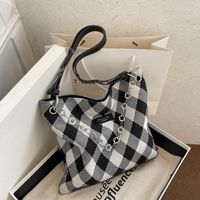 حقيبة كتف بسيطة وعادية ذات سعة كبيرة حقيبة يد نسائية على شكل مربعات main image 3
