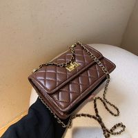 Fashion Solid Color Lock Embroidery New Trendy Rhombus Chain Bag main image 5