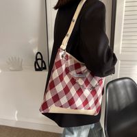 حقيبة كتف بسيطة وعادية ذات سعة كبيرة حقيبة يد نسائية على شكل مربعات sku image 1