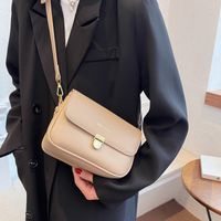 New Niche One-shoulder Messenger Bag Fashion Autumn And Winter Small Square Bag sku image 1