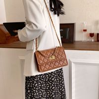 Fashion Solid Color Lock Embroidery New Trendy Rhombus Chain Bag sku image 2
