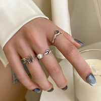 Retro Pearl Three-piece Ring Female Butterfly Leaf Silver Plated Copper Ring main image 2