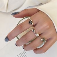 Retro Pearl Three-piece Ring Female Butterfly Leaf Silver Plated Copper Ring main image 5