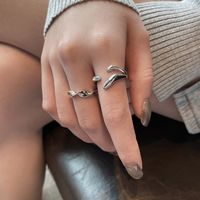 Niche Geometric Cross Glossy Silver Plated Copper Opening Index Finger Ring Female main image 4