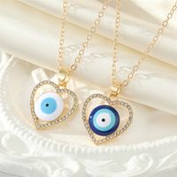 Retro Rhinestone Hollow Devil's Eye Heart Clavicle Chain Wholesale main image 2