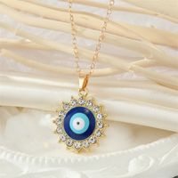 Retro Rhinestone Drip Oil Round Heart-shaped Eye Necklace Wholesale main image 5