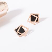 Fashion Black Double Square Irregular Geometric Contrast Color Alloy Stud Earrings main image 3