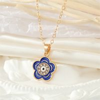 Retro Point Rhinestone Eye Flower Pendant Alloy Necklace Wholesale sku image 3