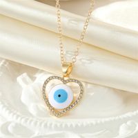 Retro Rhinestone Hollow Devil's Eye Heart Clavicle Chain Wholesale sku image 2