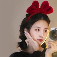 New Autumn And Winter Red Velvet Bow Headbands Retro Headbands Wholesale main image 5