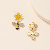 New Year's Ear Jewelry Bee Flower Earrings Diamond Drop Oil Earrings Female main image 5