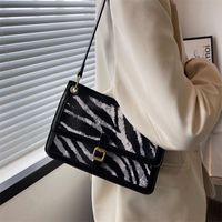 2022 New Trendy Contrast Color Zebra Pattern Shoulder Messenger Bag Wholesale main image 3