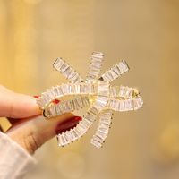 Exaggerated Bow Brooch Female Corsage Ladies Zircon Pin Scarf Buckle main image 1