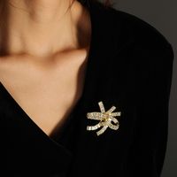 Exaggerated Bow Brooch Female Corsage Ladies Zircon Pin Scarf Buckle main image 4