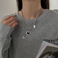Korean Retro Heart Dyed Black Stacked Thollow Design English Collarbone Chain Female main image 3