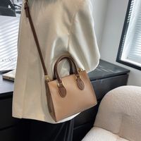 Fashion Retro Shoulder Bag New Winter Handbag Large Capacity Messenger Bag sku image 1