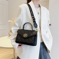 Textured Bag New Fashion Rhombus Small Square Bag Korean Style Textured One-shoulder Diagonal Bag main image 4